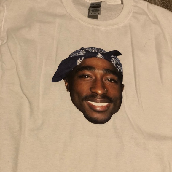 🔥🔥Tupac Tee🔥🔥 - Picture 2 of 3